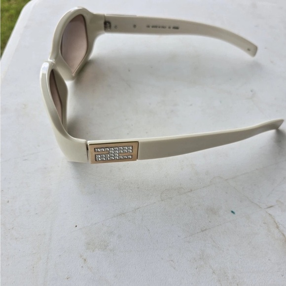 Authentic Fendi Off White Sunglass Women Sparkle Side Bling Made In Italy - Picture 6 of 14